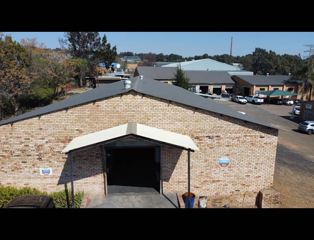360M² WORKSHOP TO LET IN DIE HEUWEL